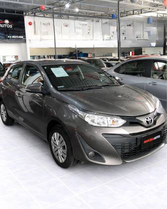 TOYOTA YARIS 1.3 16V FLEX XL LIVE MANUAL TOYOTA YARIS 1.3 16V FLEX XL LIVE MANUAL